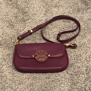 Tory Burch Amanda' Crossbody Bag